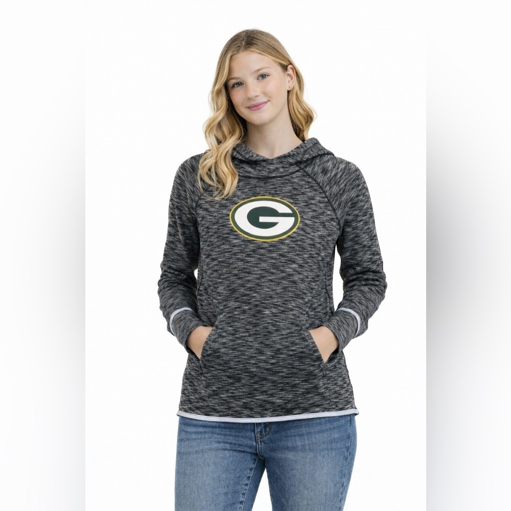 NFL TEENS Green Bay Packer pull over hoodie